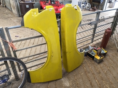 2 x mud guards for mark 3 Cortina