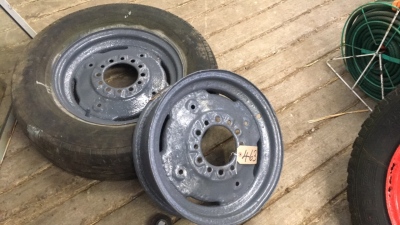 2x 35MF Rims one with tyre