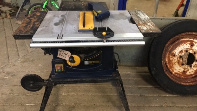 Electric Table Saw