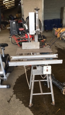 Band saw