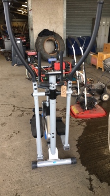 Cross trainer working but clock not working