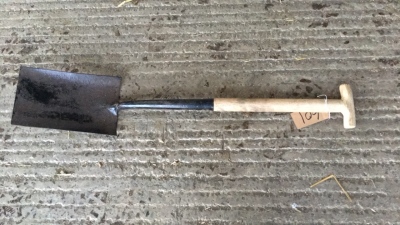 New spade