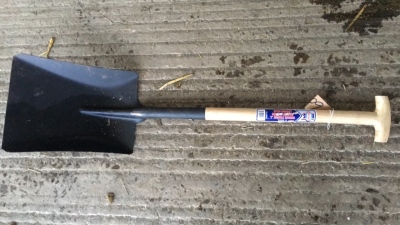 Shovel new