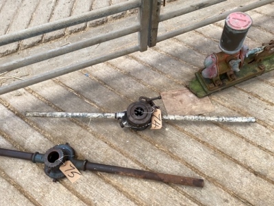 White pipe threader