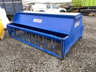 Watson hog feeder 10ft long with lamb creep gates