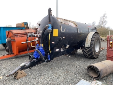 OBE 2250 Gall Slurry Tanker 2015 Pipe & Shaft at home