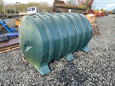 600 gall oil tank