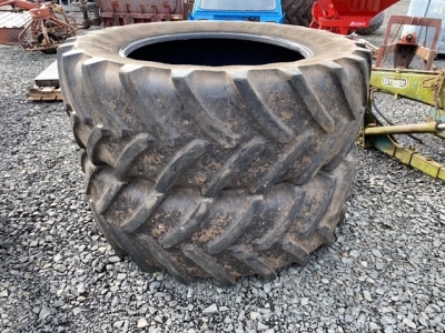 2 x 540-65-38 Mitchelin 35% grip Tyres