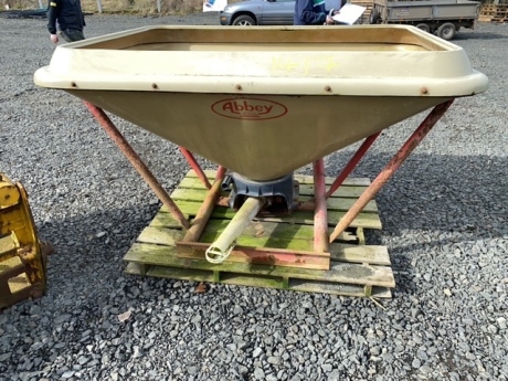 Abbey Fert sower 700kg