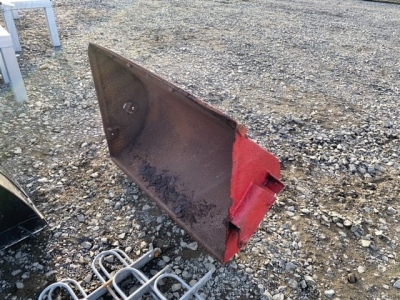 Loader bucket