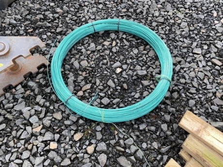 roll of bull wire green