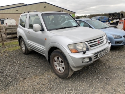 Mitsubishi Shogun Equippe Estate Diesel Car 120,000 miles MOT - June