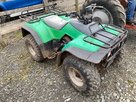 Kawasaki Quad 300cc 4x4 Running and driving well, needs serviced