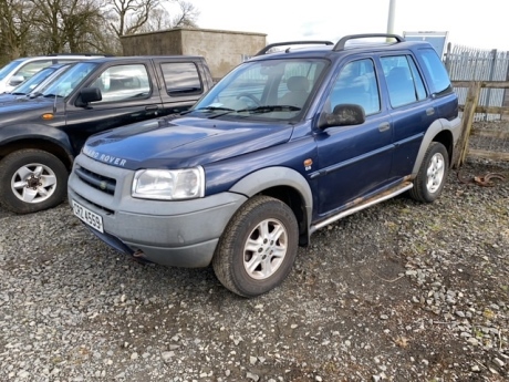 Sept 01 Freelander TD4, 156,550 miles, registered and tax disc agricultural, CRZ 4559, new battery and key and tax book