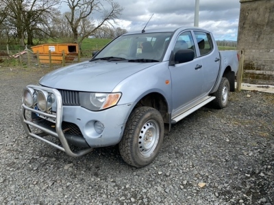 2006 Mitsubushi pick up L200, 4 work D1-D D-C, 2477cc, MOT Jan 22, 145,000 miles, OX06 MUE