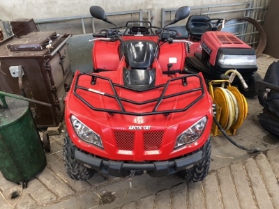 Artic cat 400 quad bike, 563hrs, 2 wheel drive, 2014, front winch, road legal, never farmed, steering lock and 2 sets of keys