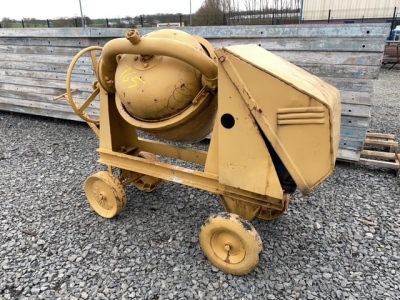 Diesel bag cement mixer