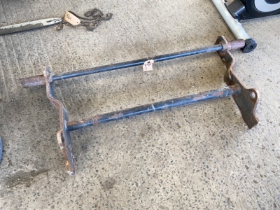 Bracket for loader Chilton quick hitch