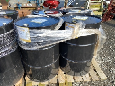 4 x metal barrels as new