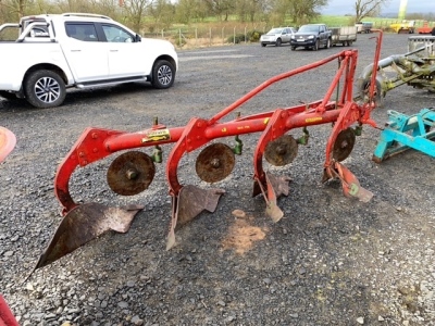 4 furrow Kvernland plough 12 inch and new discs