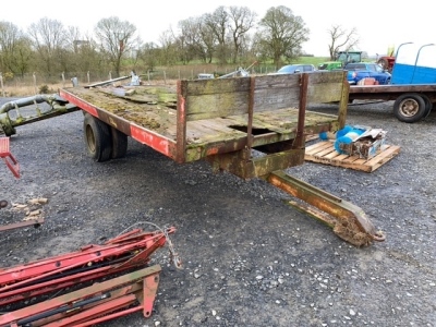 11 x 7'6" flat bed trailer needs floor repair