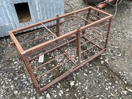 Farrowing crate