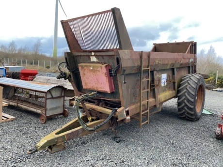 Richard Western T-0 dung cart