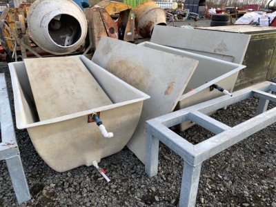 2x Water Tank, driptrays, lids & Galvanised stands suitable for poultry shed