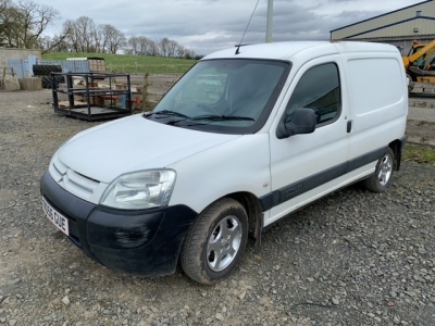 Citreon Berlingo van, reg 2006, reg ND56 GUE, alloy wheels, 210,000 miles, only 1 key