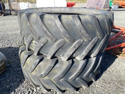 Set of Michelin rear tractor tyres 650-65-R38