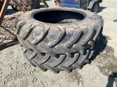 2 x rear tractor tyres 420-85-R38, no cuts or damage, 70% tread