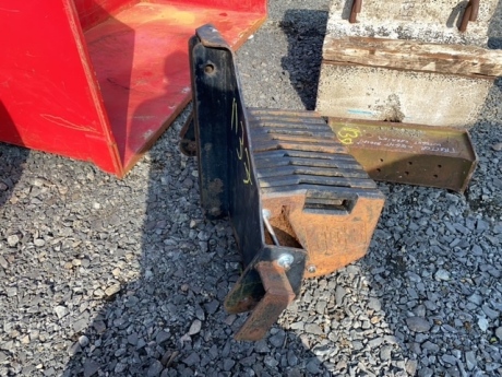 11 x JCB 40kg weights with frame to suit linkage