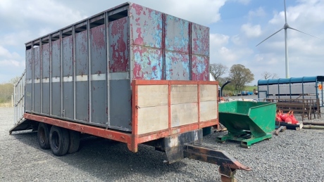 16ft tandem axle trailer with cattle body