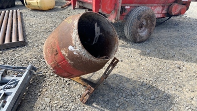 Cement mixer belt drive