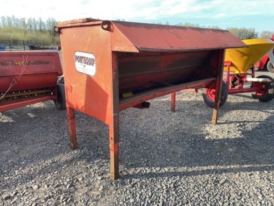 Portequip bull feeder