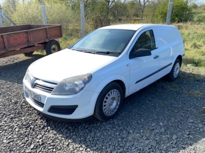 Vauxhall Astra Van SH56 OKE 2006, 189,446miles, MOT April 22, reg slip and key