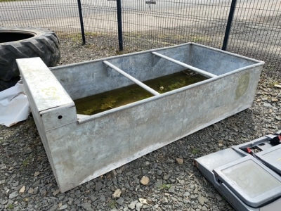 Large galvanised water tank approx 8x4x2ft