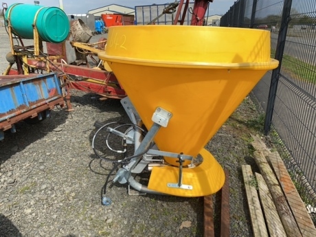 Hydraulic 3 point linkage fertiliser sower pto driven with shaft