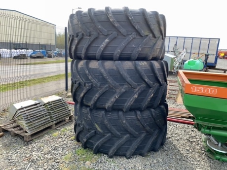 3 x 30.5-800 slurry tanker tyres