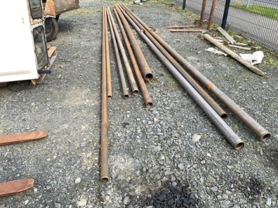 9 x lengths of new piping of various lengths and sizes