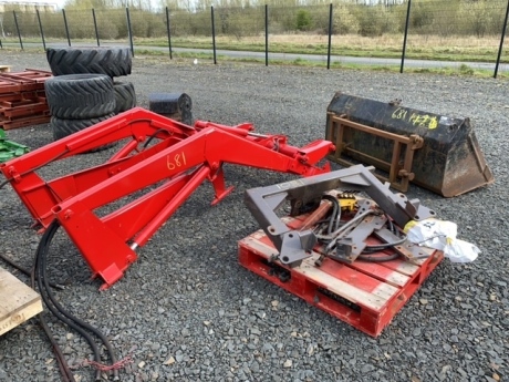 MF loader with bucket