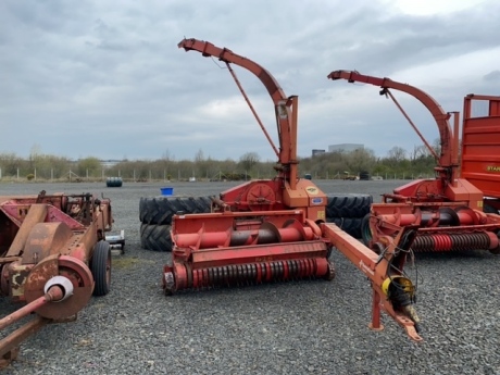 Taarrup harvester for parts and repair complete with control box and shaft