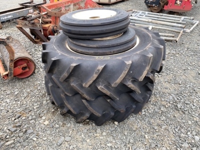 2 x 28' International rims and tyres, 2 x 16' - 600 front International rims and tyres all new