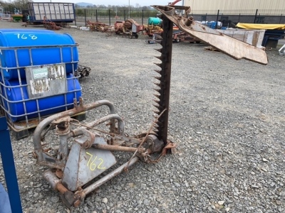 Massey Ferguson finger bar reapaer with shaft