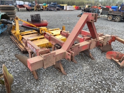 Reekie drill plough 4 leg for 20" grills