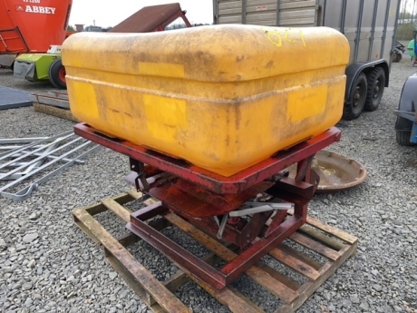 Teagle fertiliser sower with shaft