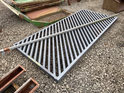 Cattle grid 10ft long, 12ft long door runner and brackets