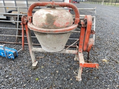 Cement mixer