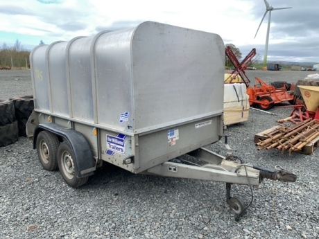 Ifor Williams 8'2" x 5'2" trailer with detachable canopy, spare wheel and lamb or calf ladder rack