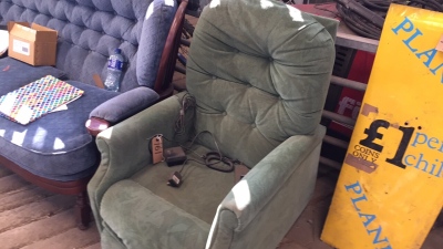 Green electric arm chair